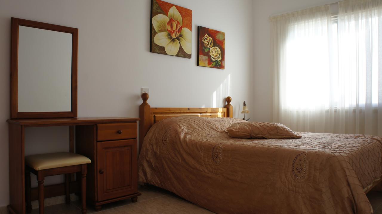 Limnaria Westpark 129 Apartment Paphos ภายนอก รูปภาพ